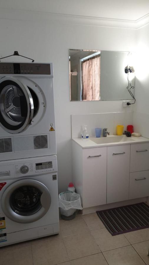 Dianella Budget Rooms Happy Place To Stay Περθ Εξωτερικό φωτογραφία